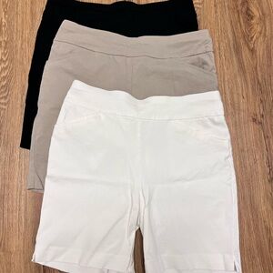 Chico’s Perfect Stretch Shorts Lot